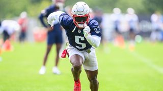 Bedard's Observations from Patriots Minicamp Day 2 - Zappe gets first real  starter reps; Trent Brown still out