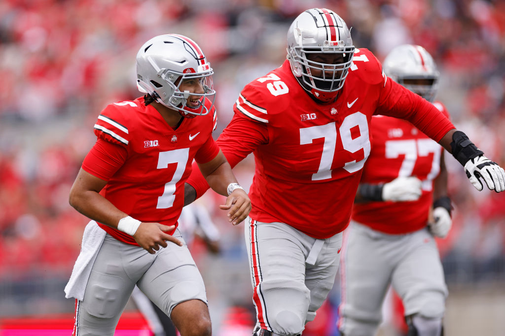 84 Ohio State Aj Hawk Photos & High Res Pictures - Getty Images