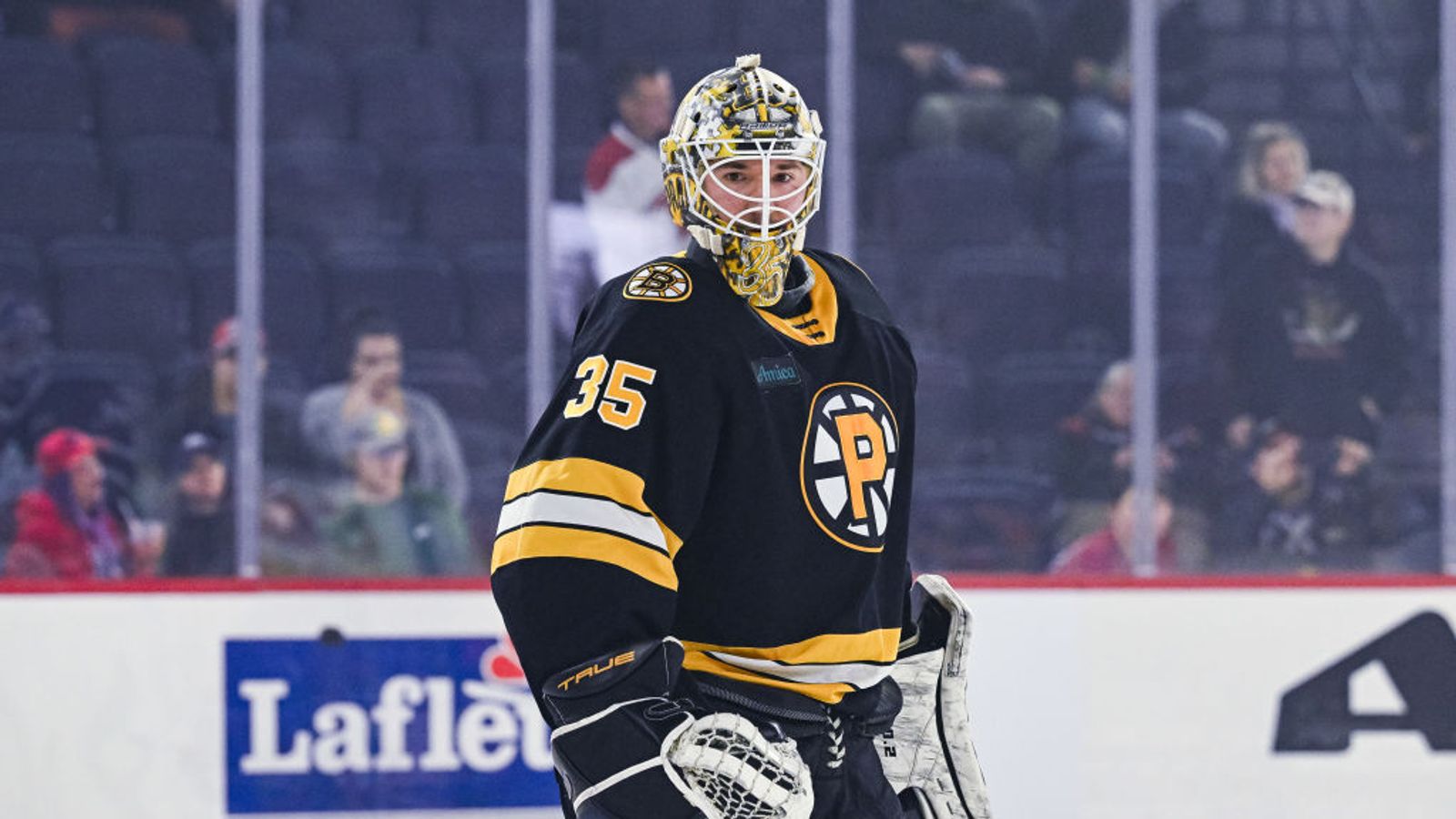 Bruins prospect Trent Frederic emerges as reliable two-way forward