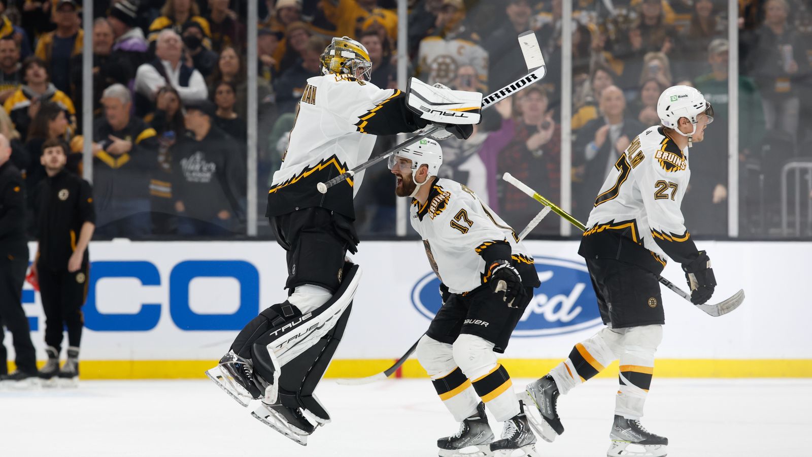 Bruins Set NHL Record: 12 Straight Home Wins to Start Season