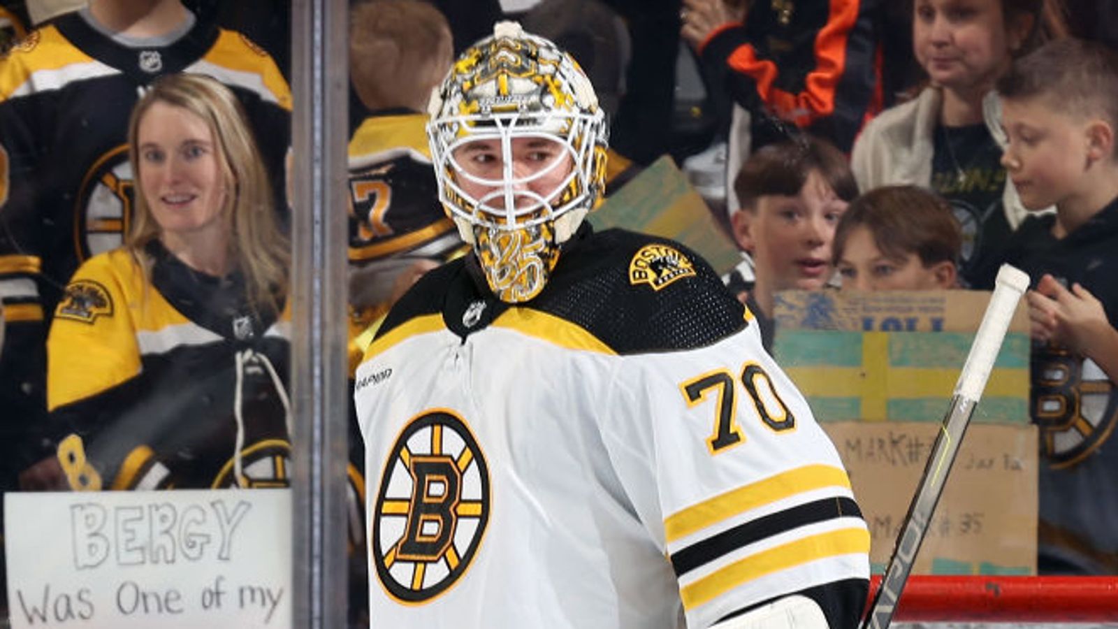 How the Bruins Should Handle Big Roster Decisions