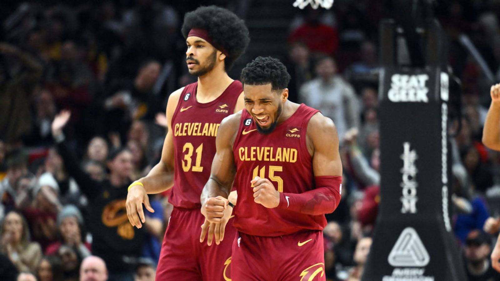 Donovan Mitchell Explodes For 71 Points In Cavs Comeback Win Over