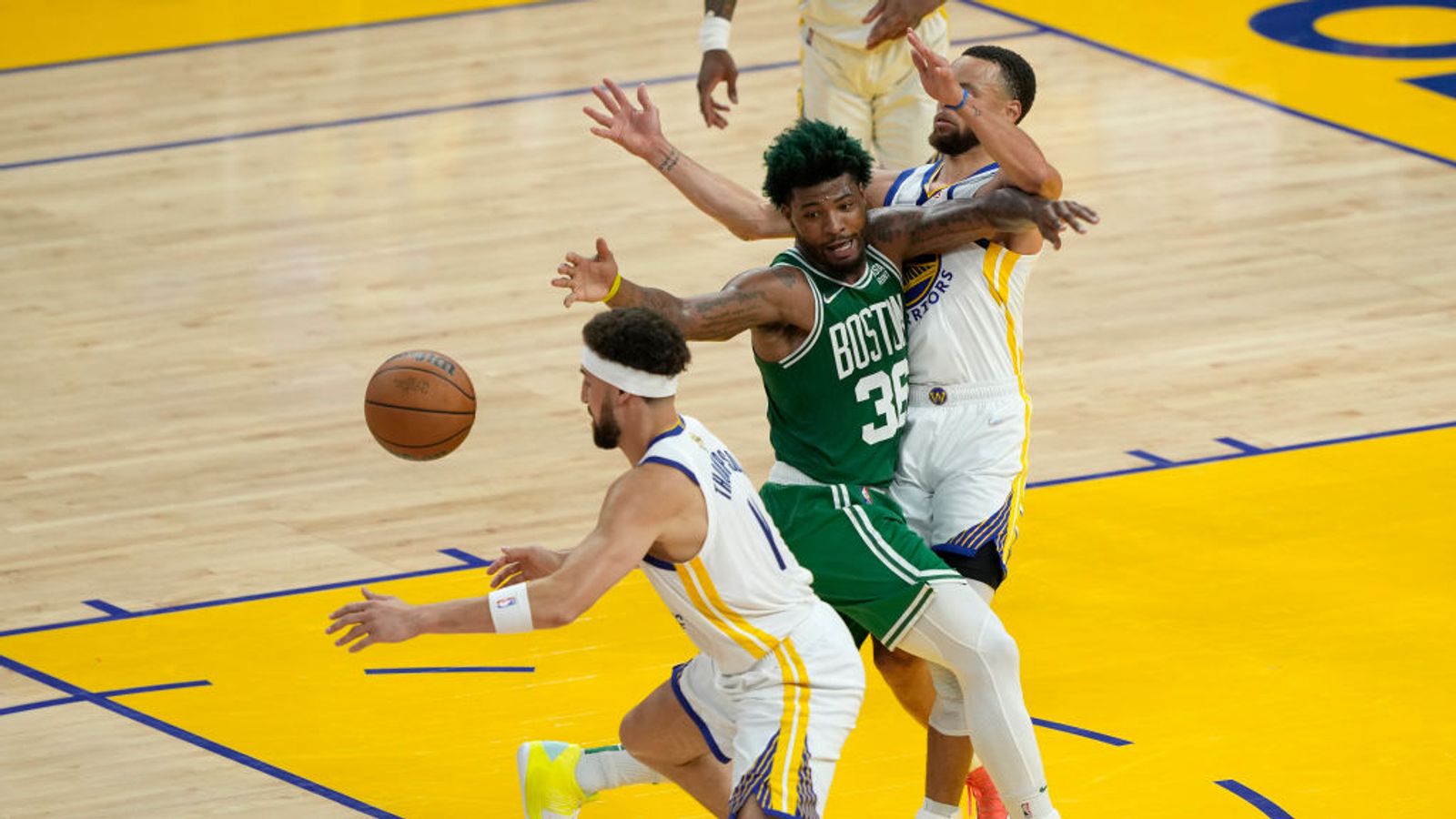 bsj-nba-finals-game-2-report-warriors-107-celtics-88-turnovers-3rd