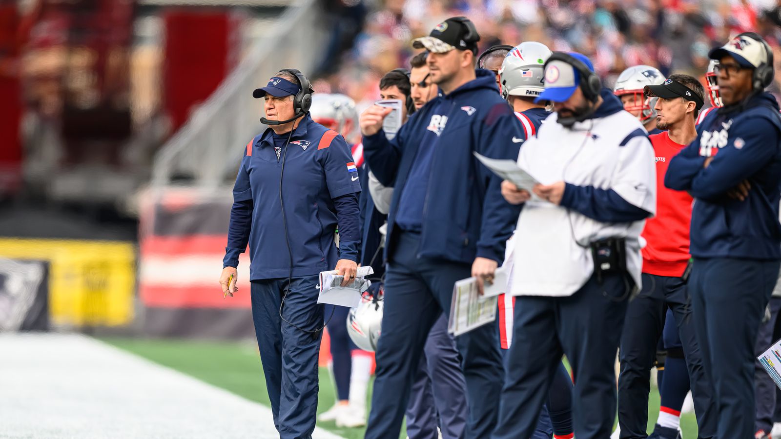 Patriots promote assistant Nick Caley to TE coach