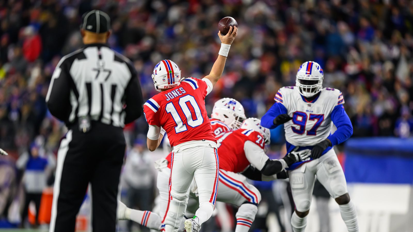 Bedard's Breakdown (Offense): Mac Jones showed promise vs. Bills, too bad  few others did