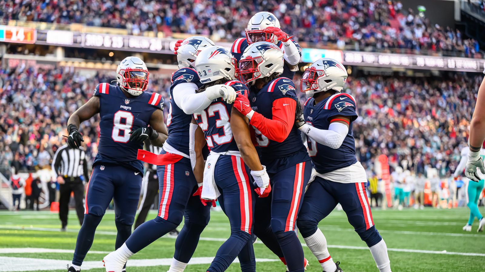 Patriots 23, Dolphins 21: New England keeps its NFL playoff hopes alive