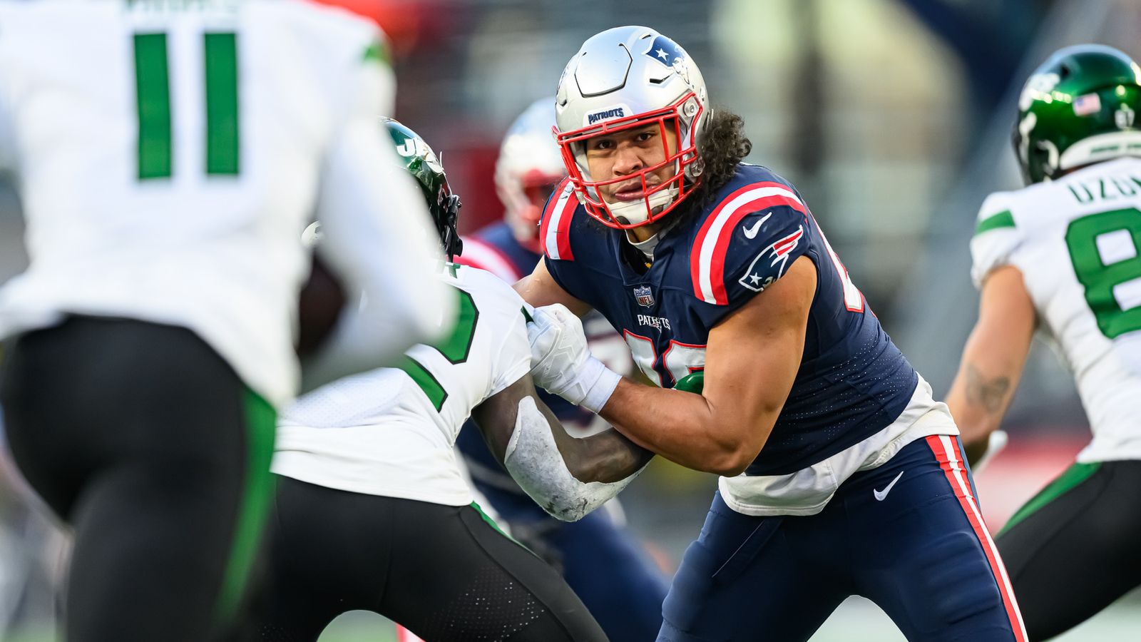 Patriots, LB Jahlani Tavai reach terms on contract extension – Boston Herald