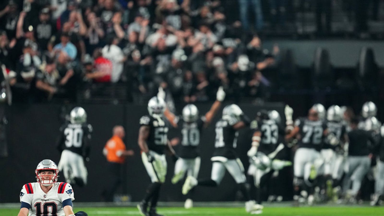 Raiders blow 4th double-digit halftime lead in latest loss