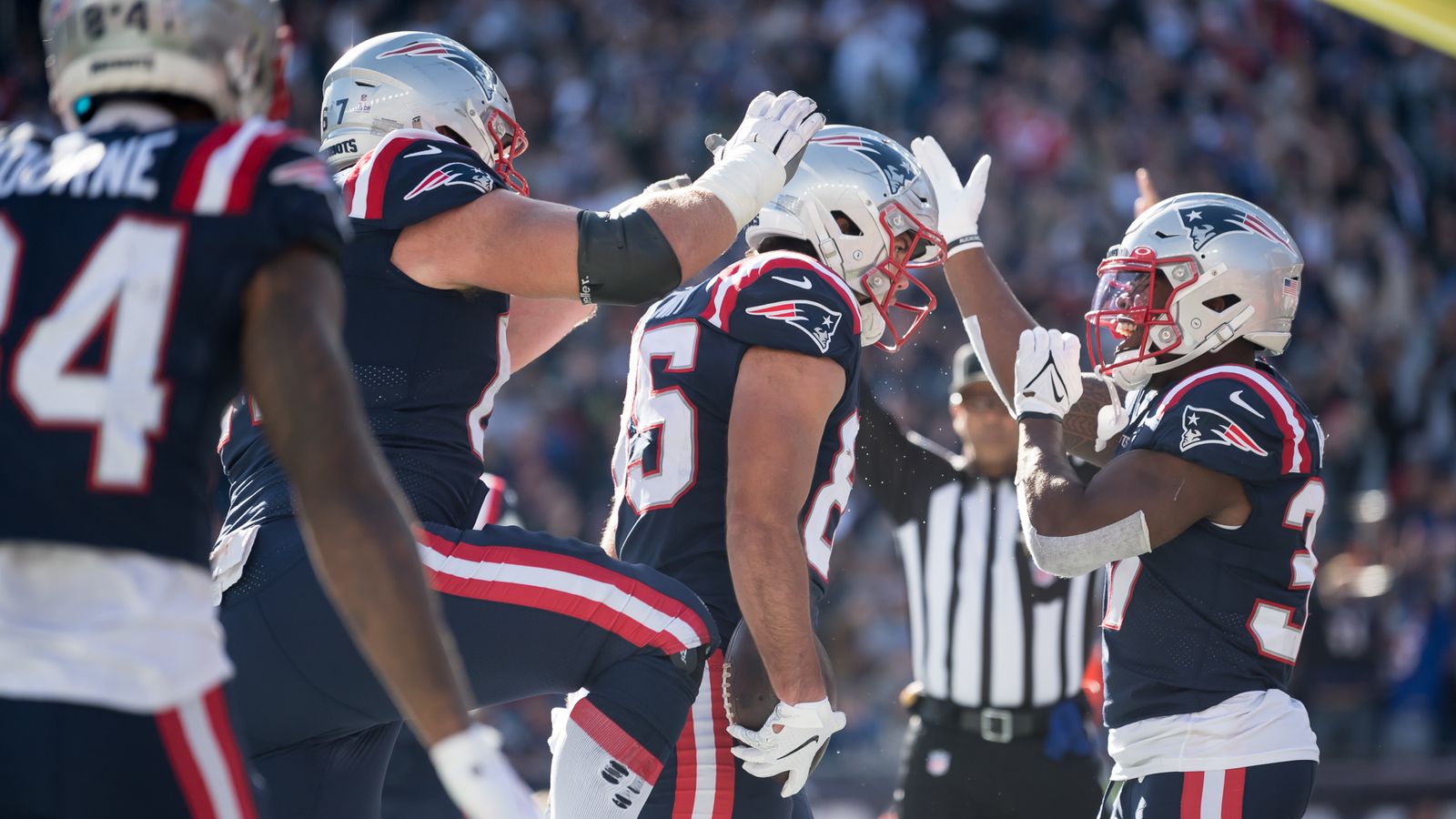 Mac Jones records his first 300-yard passing game for New England