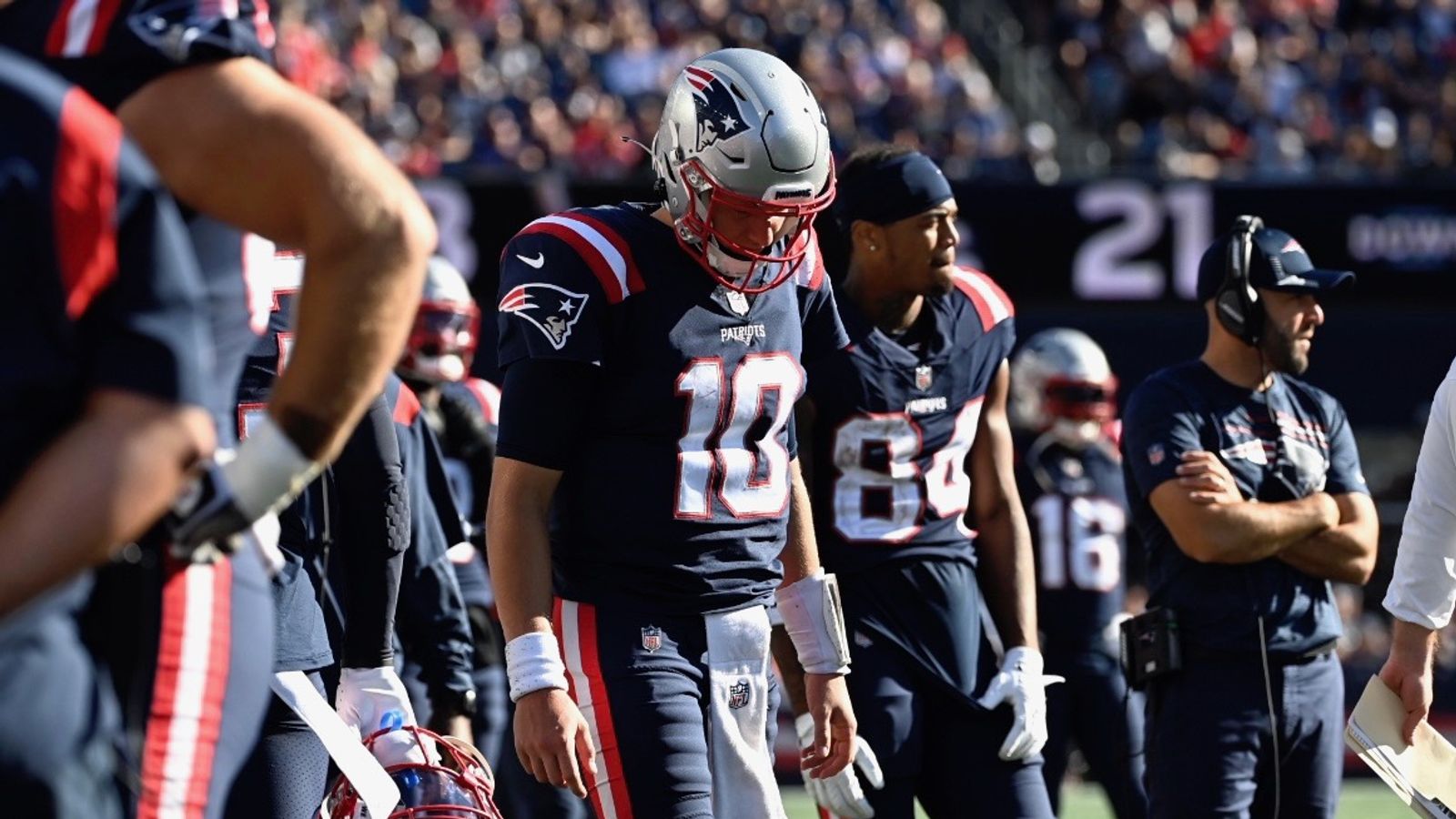 FINAL: Saints 28, Patriots 13 - New England lays an egg to fall to 1-2