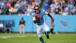 Bedard: Tight ends, edges, safeties and fullbacks for the Patriots in free agency taken at BSJ Headquarters (Patriots). Photo by (USA Today Network)