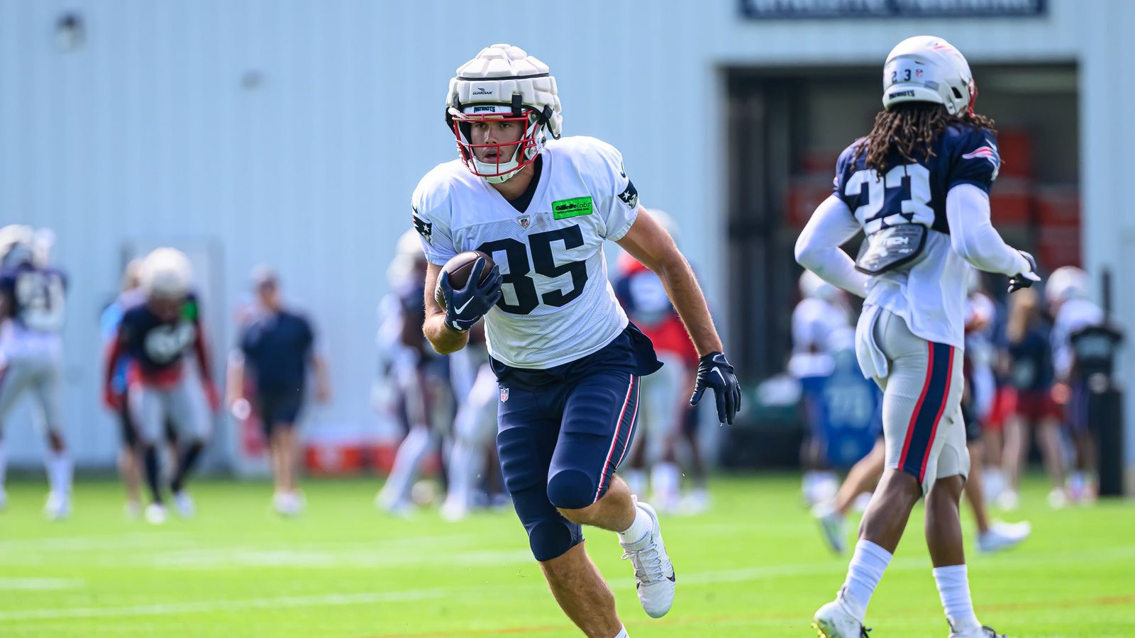 Patriots' Zappe competes but falls short in unexpected debut