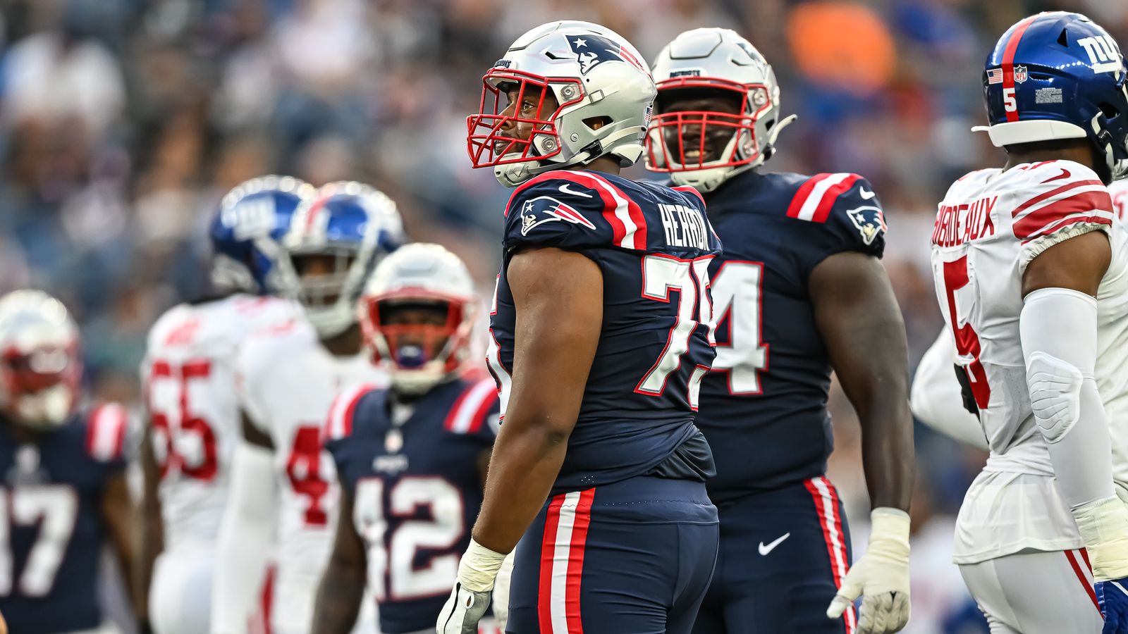 Patriots Trading Justin Herron to the Raiders: Report