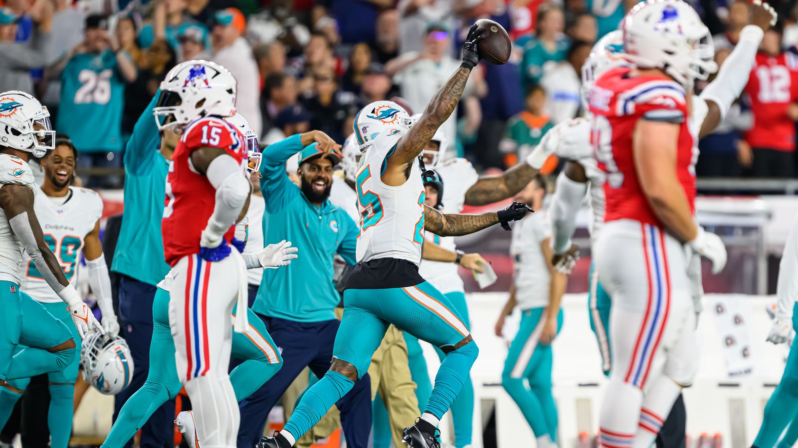 If Patriots can't beat mediocre Dolphins, New England could be in