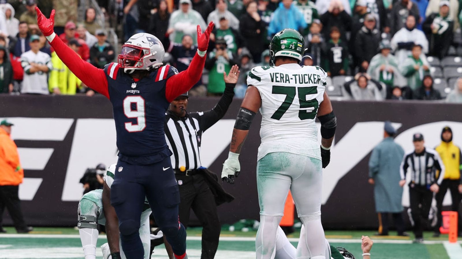 BSJ Game Report: Patriots 15, Jets 10 - First win comes as defense