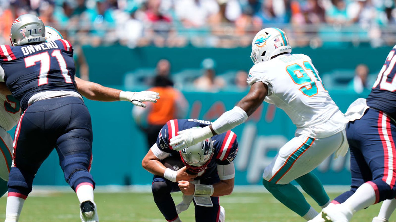 How Mac Jones did in his first NFL start, according to Dolphins players