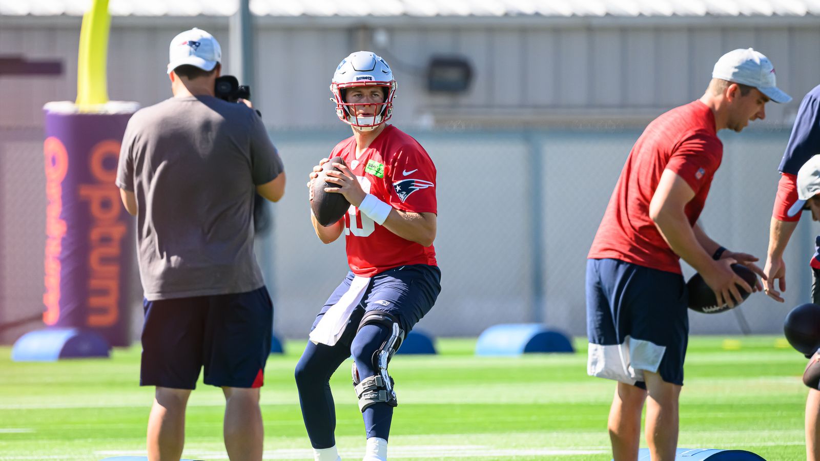 Bedard's Observations from Patriots Minicamp Day 2 - Zappe gets first real  starter reps; Trent Brown still out