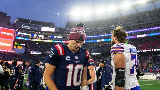 BSJ Game Report: Bills 35, Patriots 31 - New England blows 24-7 hafltime lead as win streak ends taken at Gillette Stadium. Photo by (Adam Richins for BSJ)