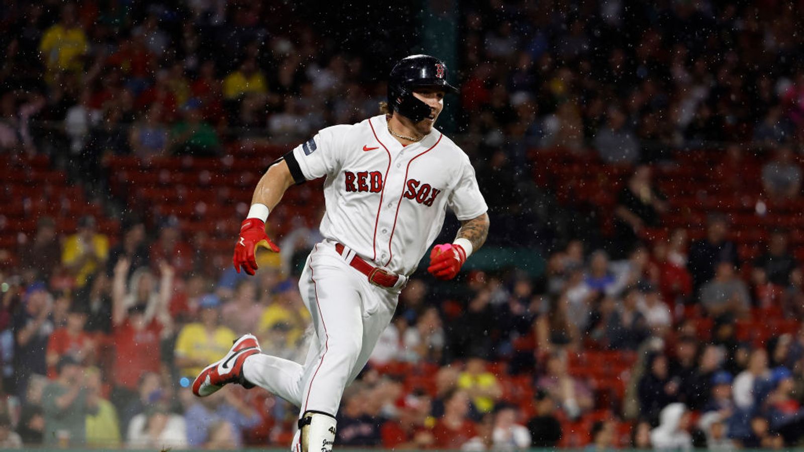 Adam Duvall earns MLB honor after historic start with Red Sox