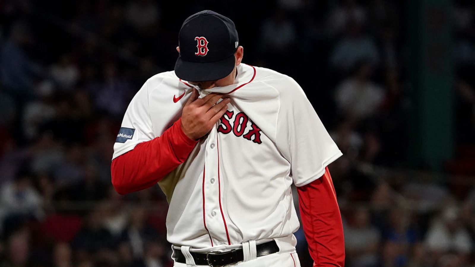 Sloppy play and slumping offense drop the Red Sox further out of
