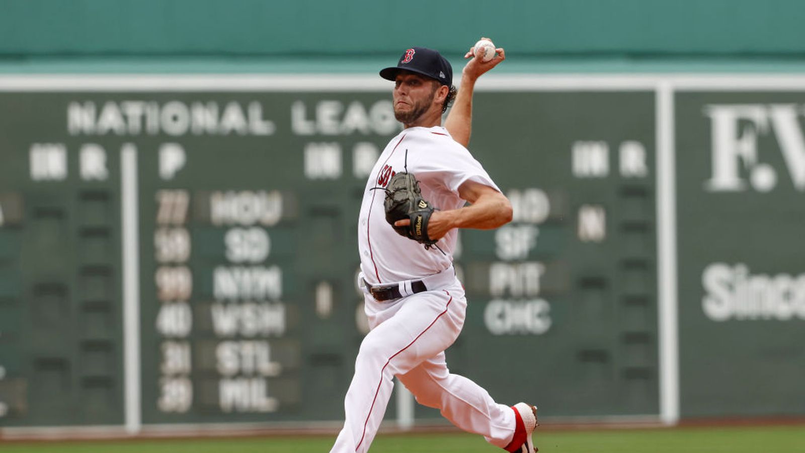 Red Sox get rare doubleheader sweep against Yankees