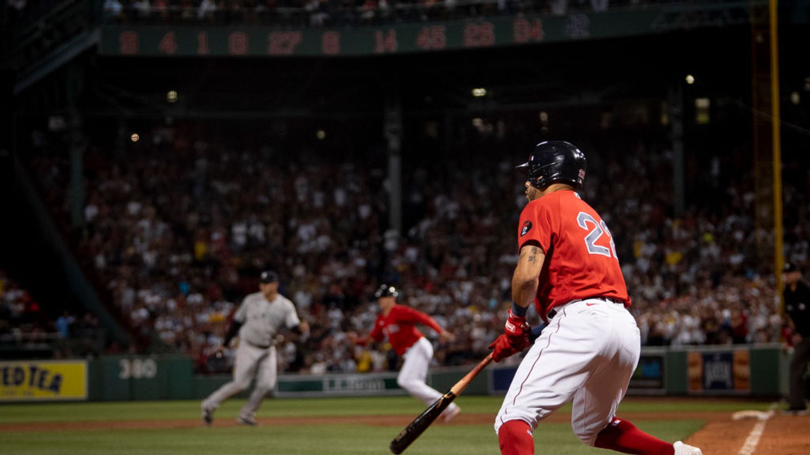 Boston Red Sox come back to beat Yankees, 3-2, in extras; Tommy Pham's  walk-off single wins it 