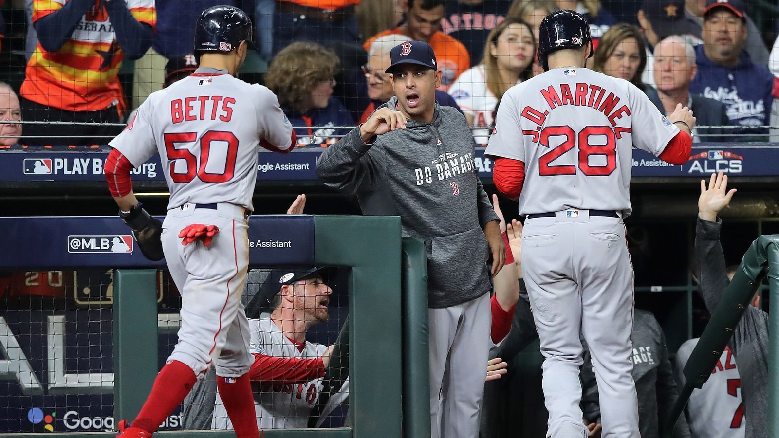 Watch Red Sox's Andrew Benintendi Make Impressive Diving Catch Vs