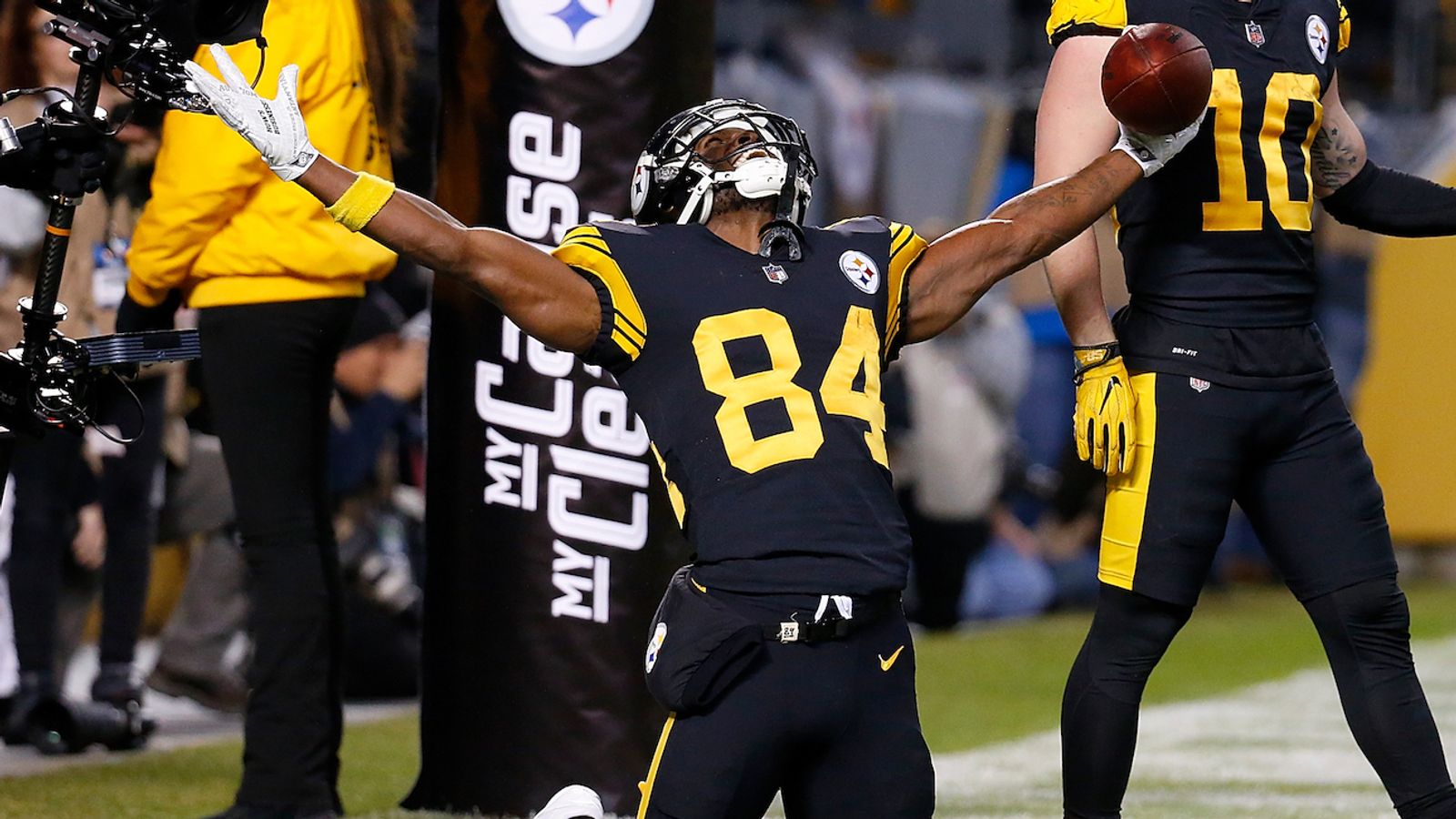 Oakland Raiders make most sense for Antonio Brown