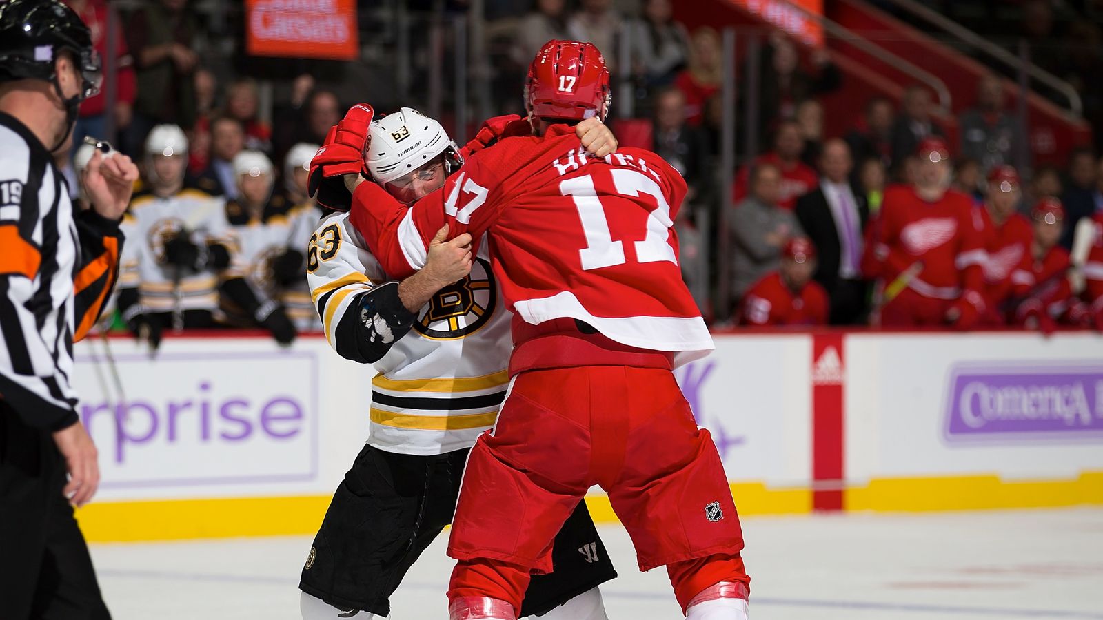 BSJ Game Report: Red Wings 4, Bruins 2 - Bruins’ Slow Start, Sluggish ...