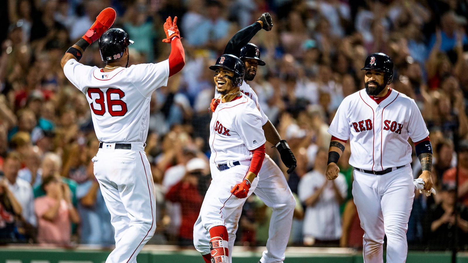 Holt hits grand slam, Red Sox top Jays