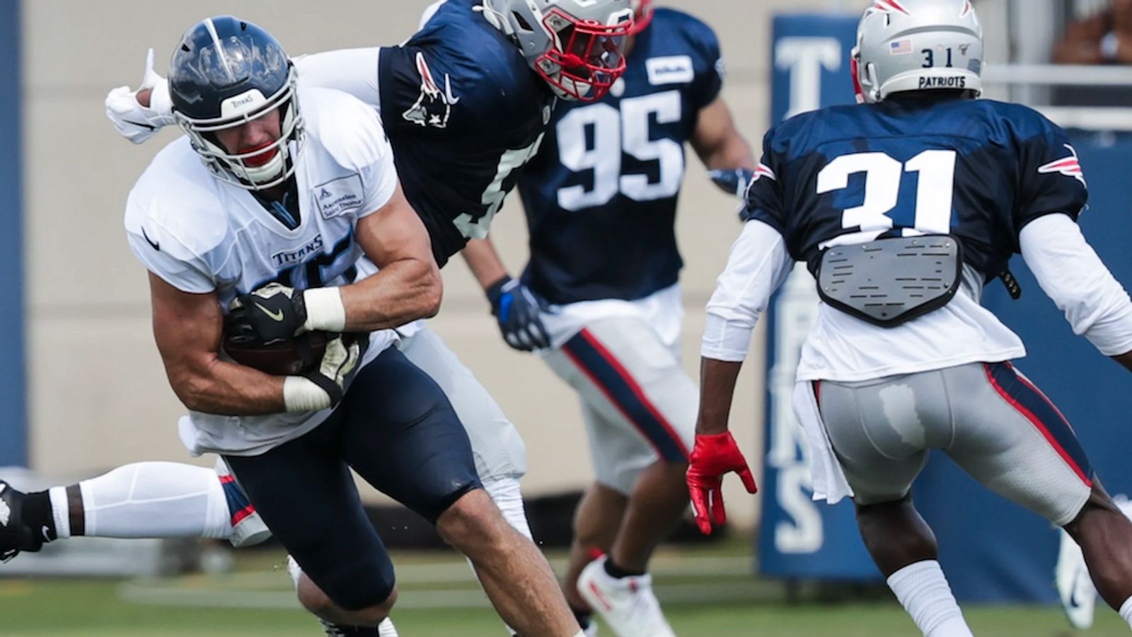 Patriots training camp: Isaiah Wynn takes big step forward; defense  dominates, Patriots