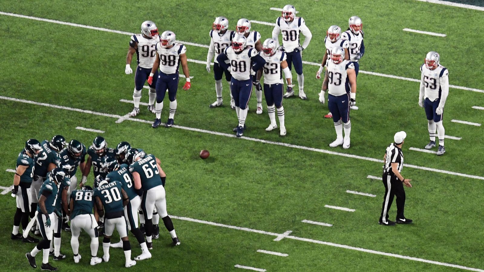 Miami Dolphins linebacker Trey Flowers (93) lines up for the play
