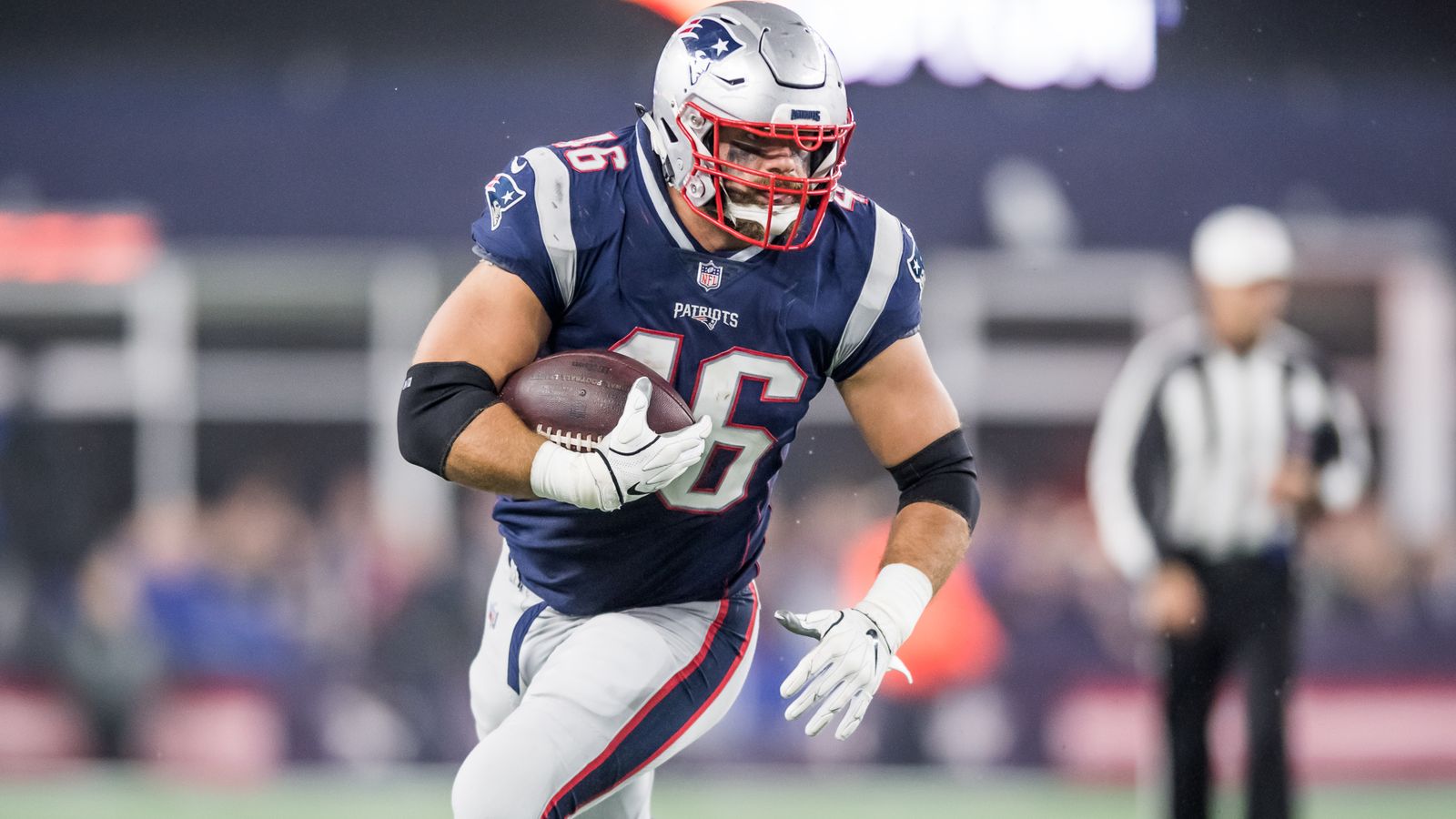 Patriots Running Backs Coach Had Best Quote To Describe Fullback James  Develin 