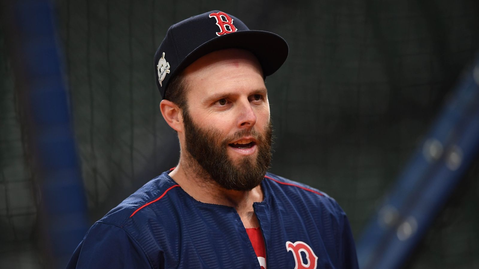Red Sox 2B Pedroia won't report to spring training on time