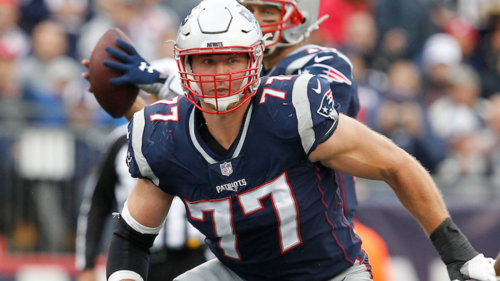 Patriots' first priority on offensive line could be re-signing David  Andrews - The Boston Globe