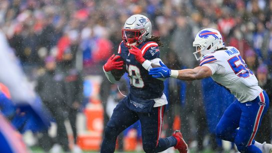Giardi: NFL Notebook - Patriots offense seeking more balance; plus, Saints find their signal caller taken at BSJ Headquarters (Patriots). Photo by (Adam Richins for BSJ)