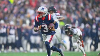 Giardi: NFL Notebook - How those in the league view Patriots vs. Broncos; plus, AFC East turmoil taken at BSJ Headquarters (Patriots). Photo by (Adam Richins for BSJ)