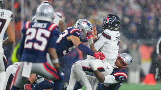 Giardi: Patriots' defense embracing new identity, backbones Divisional Round win over the Texans taken at Gillette Stadium (Patriots)