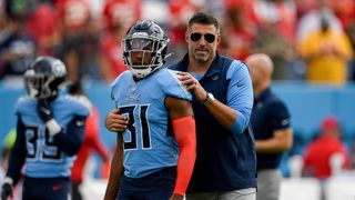 Giardi: NFL Notebook - Byard willing to jump back into the fire; plus, what to make of the failed Crosby trade taken at BSJ Headquarters (Patriots). Photo by (USA Today Network)