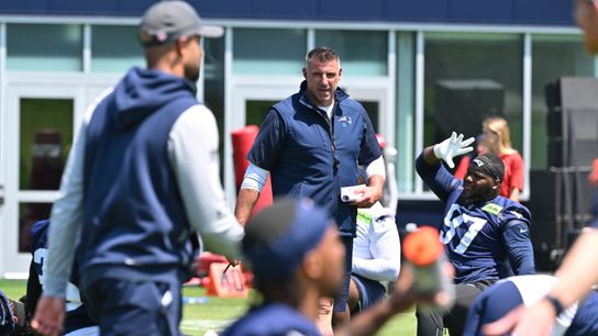 Giardi: Patriots have a lighter day before one, last final push to wrap up minicamp taken at New Balance Athletics Center (Patriots)