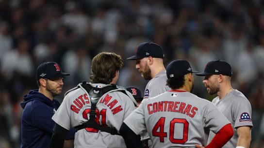 Final: Red Sox 2, Yankees 9 - Red Sox end season, Yankees complete sweep taken at BSJ Headquarters (Red Sox)